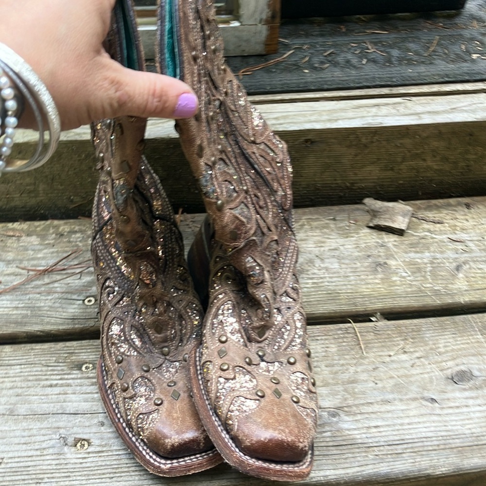 Brown Embellished Cowboy Boots